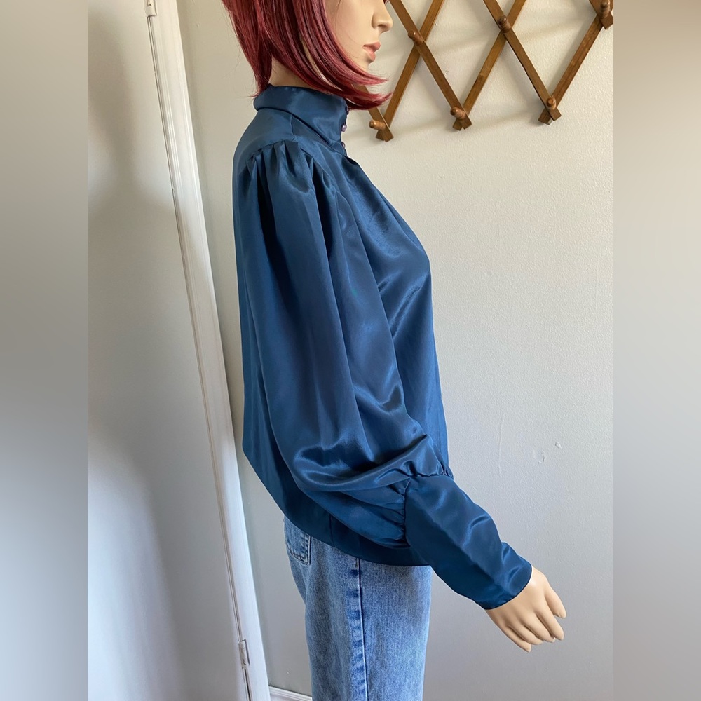 Kara vintage Blouse - Picture 7 of 16